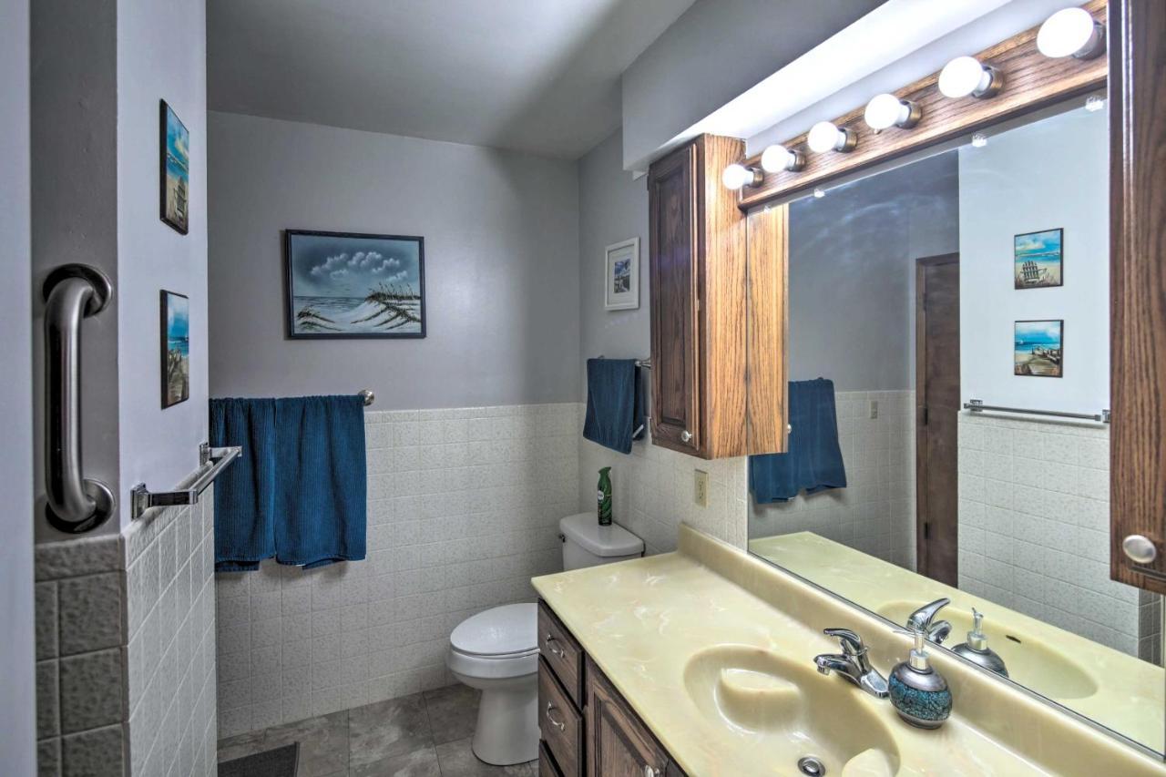 Lake Havasu Home With Pool - 2 Miles To Waterfront! Lake Havasu City Exteriör bild